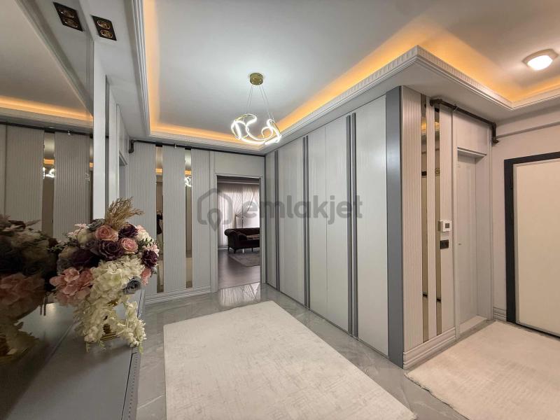 Rai̇nbow Gayri̇menkul Diyarbakır Kayapınar Fırat Mahallesi 3.5+1 Oda