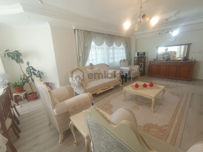 Rai̇nbow Gayri̇menkul Diyarbakır Kayapınar Mezopotamya Mahallesi 3+1