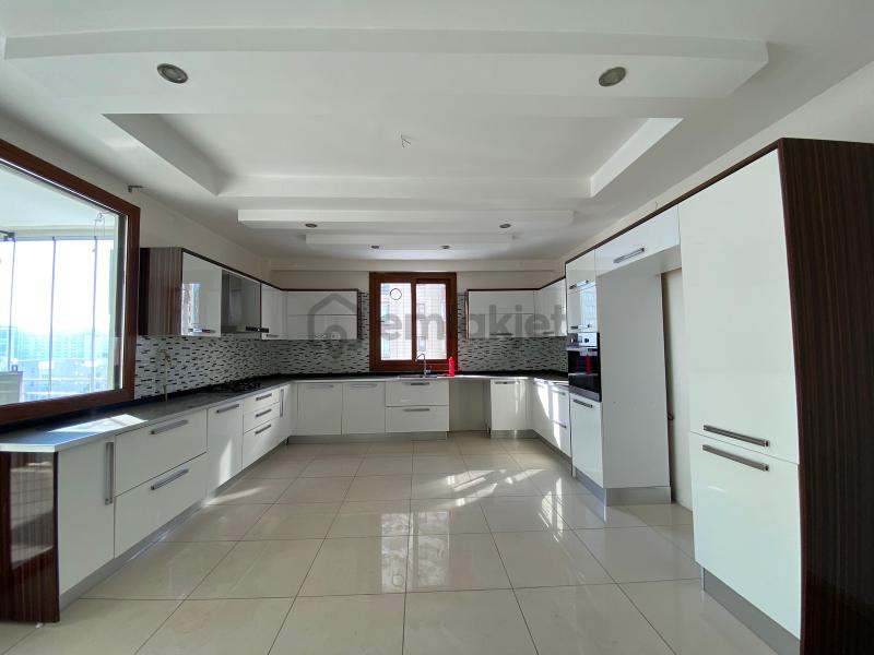 Rai̇nbow Gayri̇menkul Diyarbakır Kayapınar Fırat Mahallesi 4+1 Oda